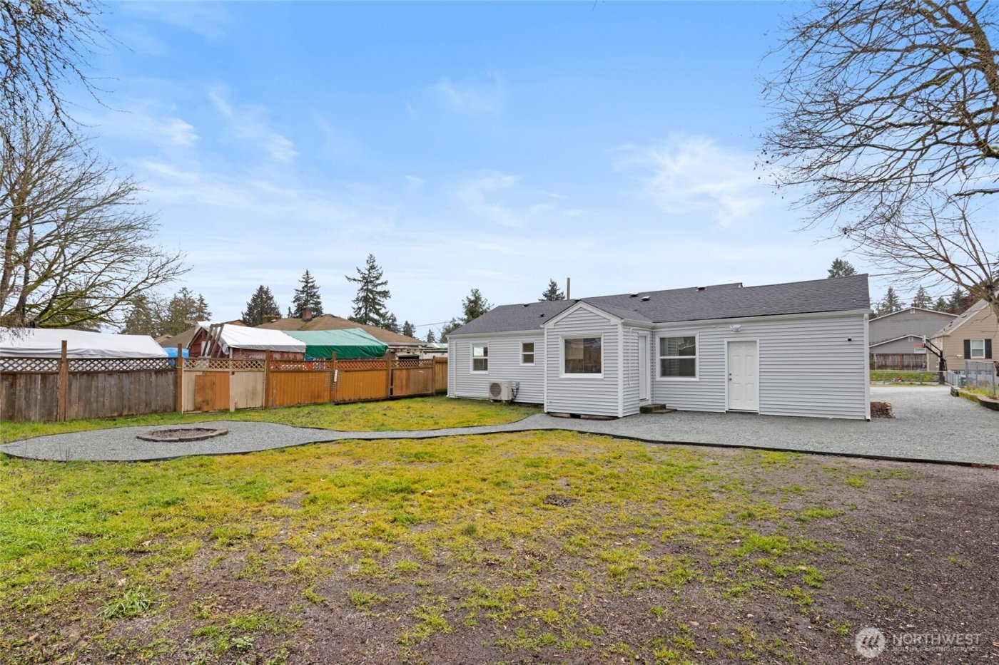 817 114th Street S, Tacoma, WA 98444