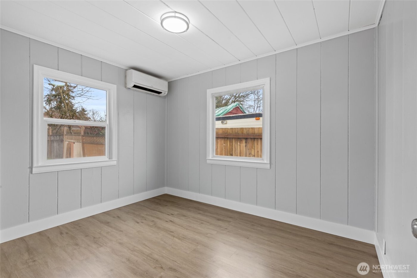 817 114th Street S, Tacoma, WA 98444