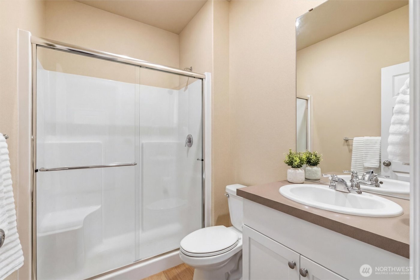 1323 Baker Heights Loop , Bremerton, WA 98312