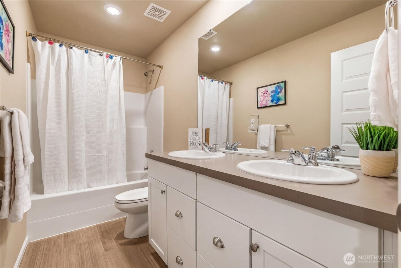 1323 Baker Heights Loop , Bremerton, WA 98312