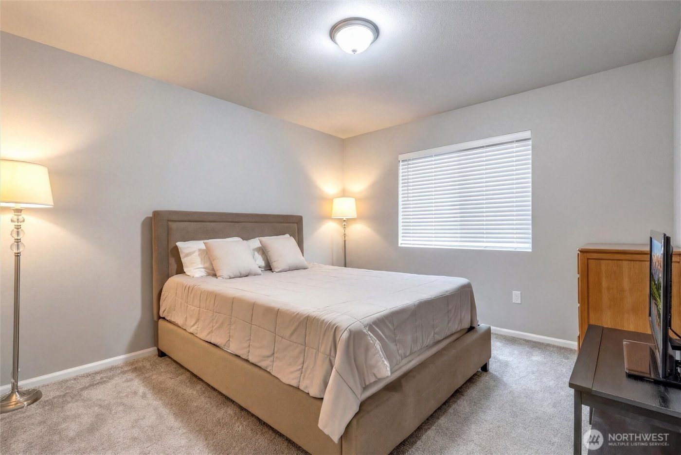 1323 Baker Heights Loop , Bremerton, WA 98312