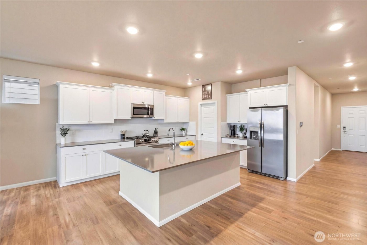 1323 Baker Heights Loop , Bremerton, WA 98312