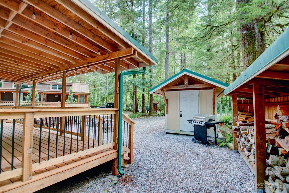 20 Goldrush Road , Deming, WA 98244