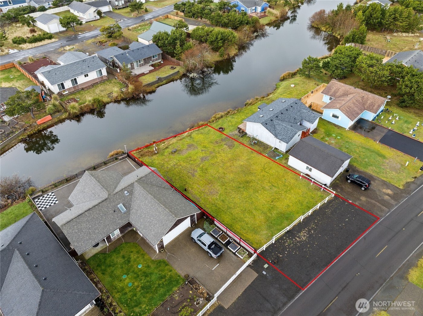 34515 I Street , Ocean Park, WA 98640