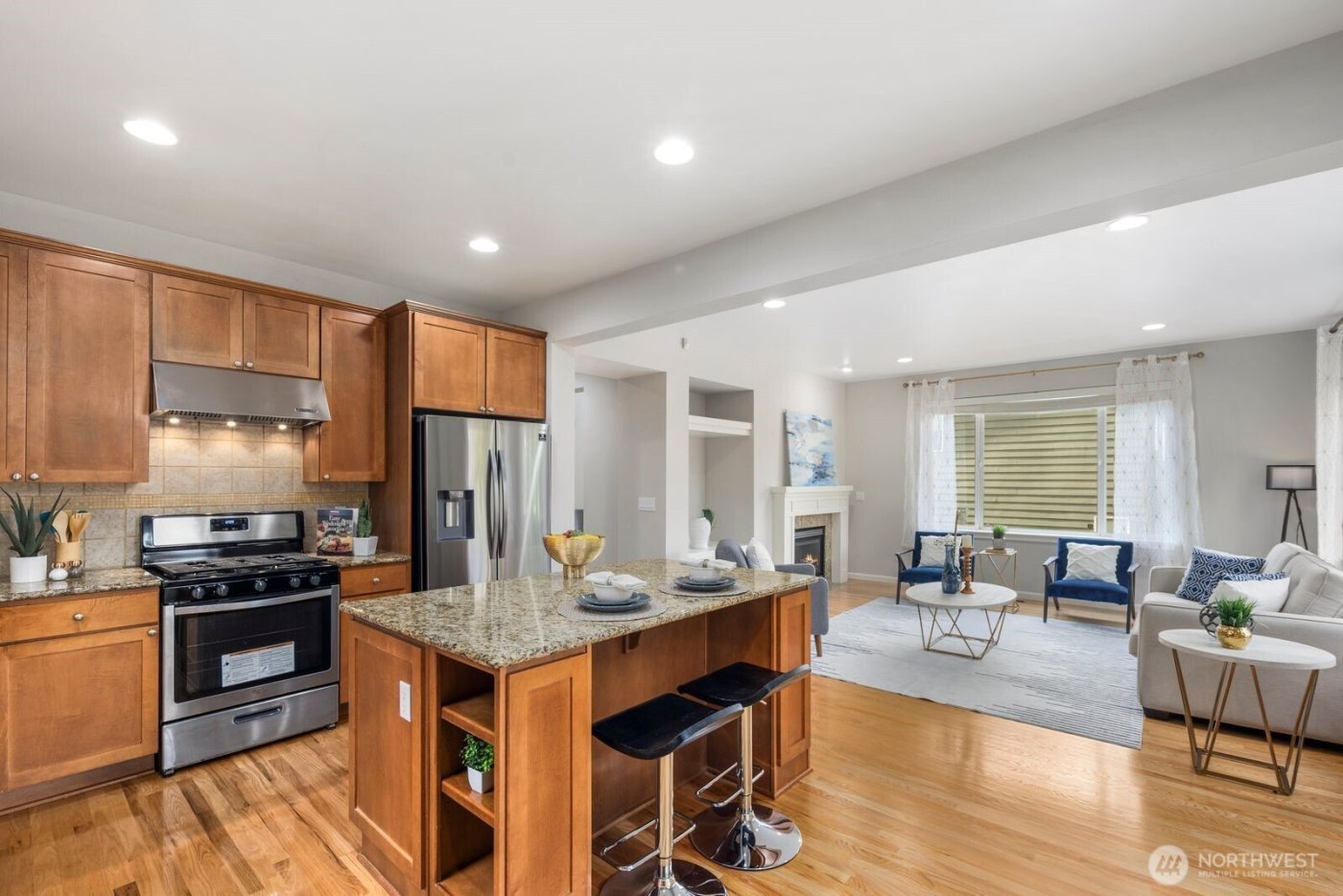 5620 NE 6th Place , Renton, WA 98059-4983