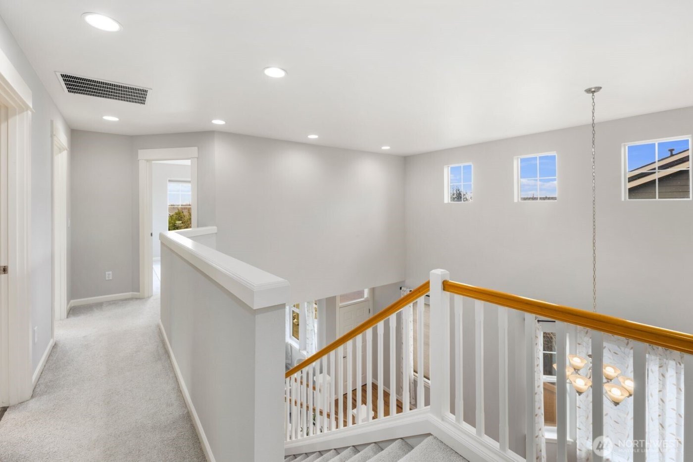 5620 NE 6th Place , Renton, WA 98059-4983