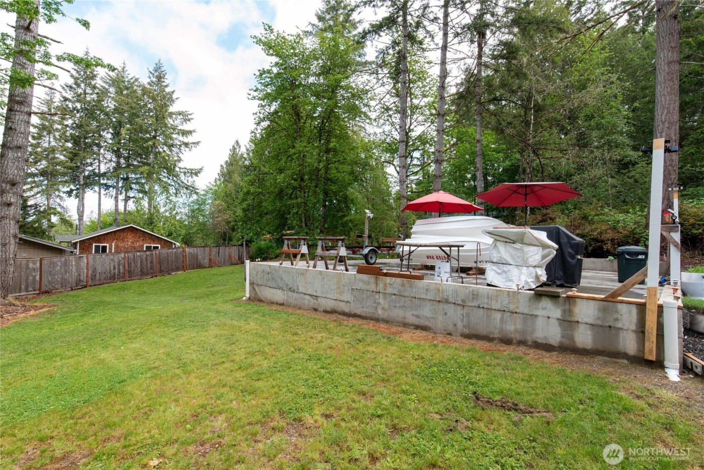 151 E Hillside Drive , Belfair, WA 98528