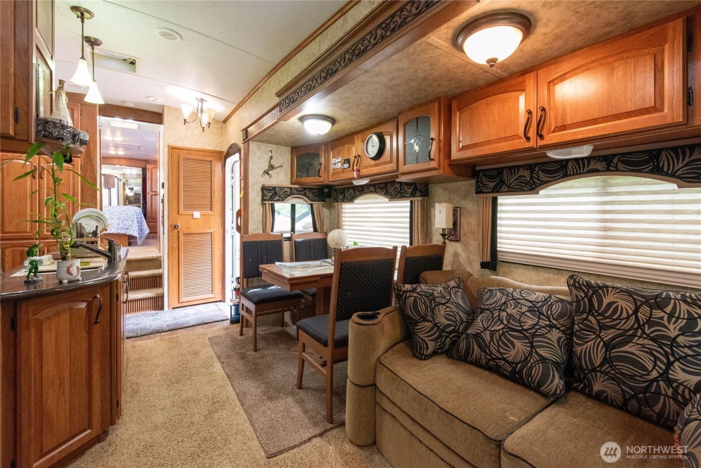 151 E Hillside Drive , Belfair, WA 98528