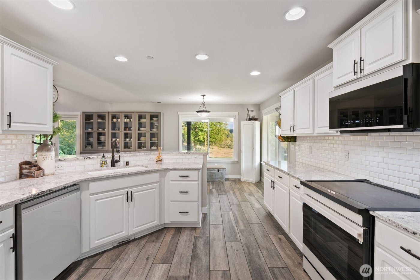 4555 NE 242nd Avenue , Vancouver, WA 98682