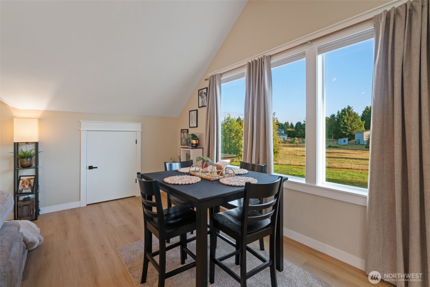 4555 NE 242nd Avenue , Vancouver, WA 98682