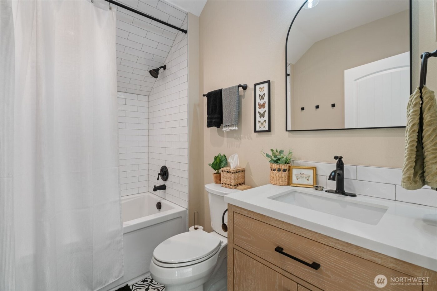 4555 NE 242nd Avenue , Vancouver, WA 98682