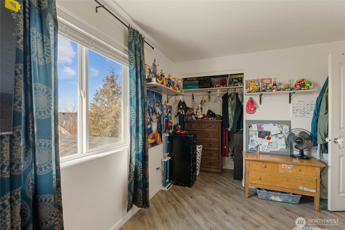 800 S Hamilton Road , Moses Lake, WA 98837