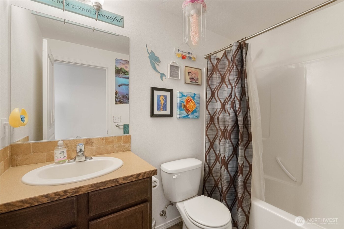 800 S Hamilton Road , Moses Lake, WA 98837