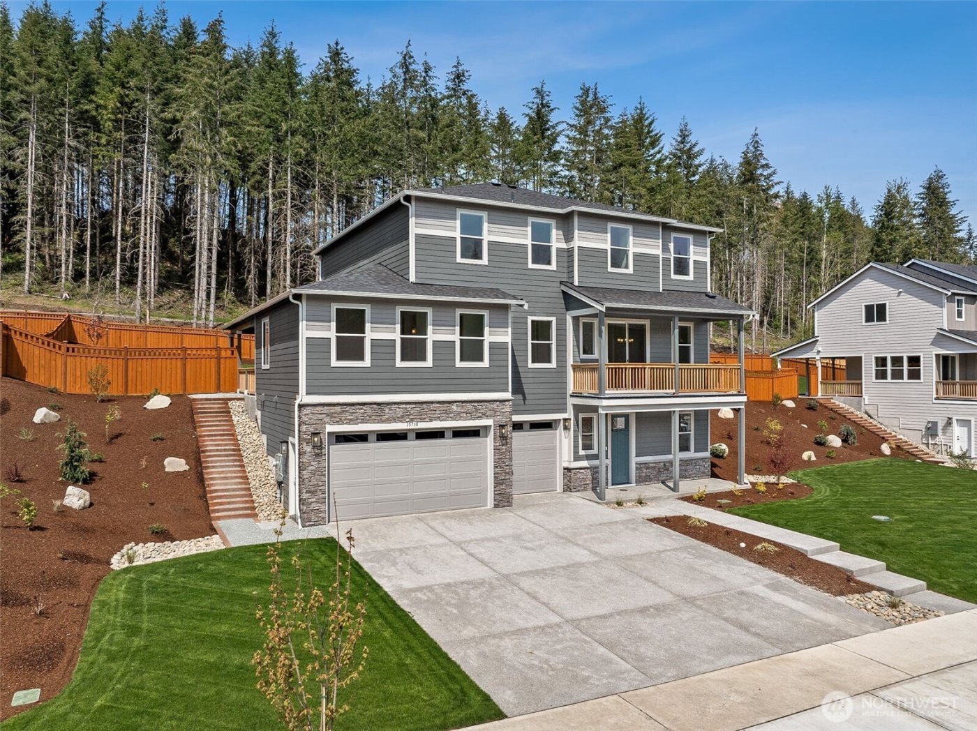 15710 210th Avenue E #311, Bonney Lake, WA 98391