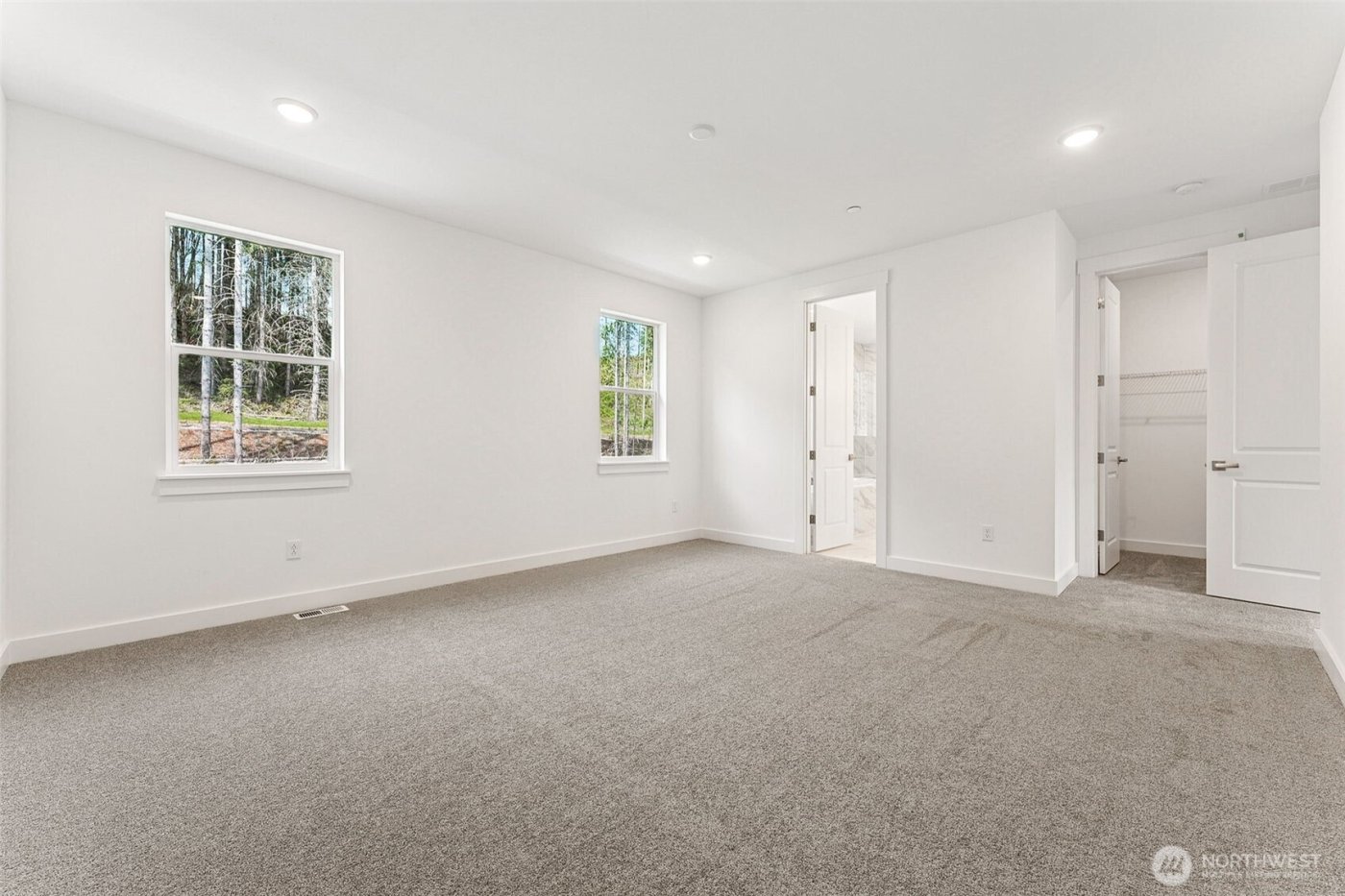 15710 210th Avenue E #311, Bonney Lake, WA 98391