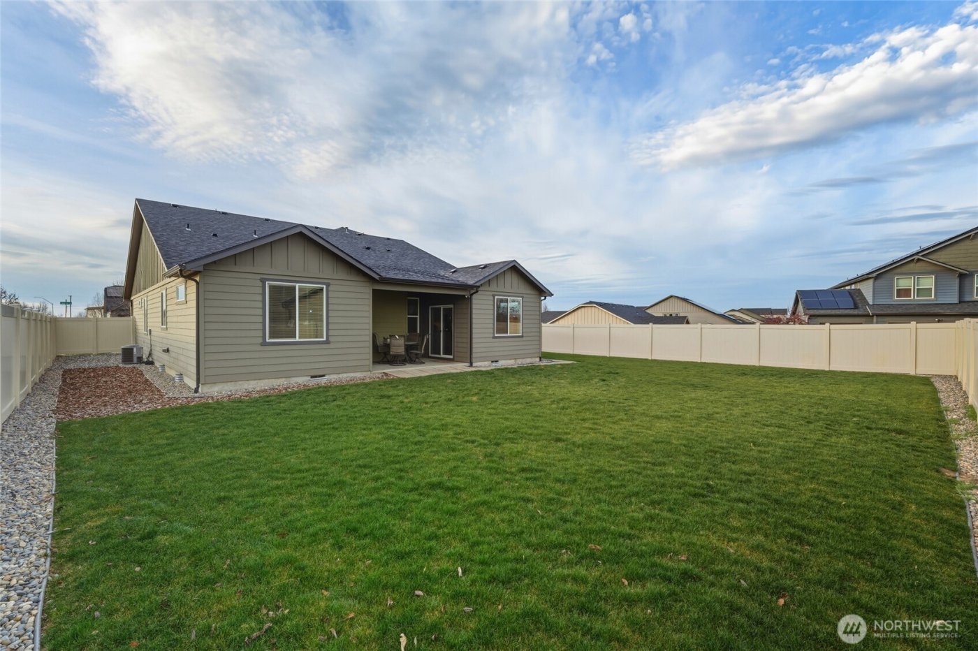1397 Caprio Loop , Walla Walla, WA 99362