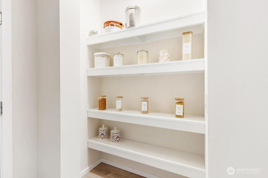 20308 SE 266th Street , Covington, WA 98042-6221