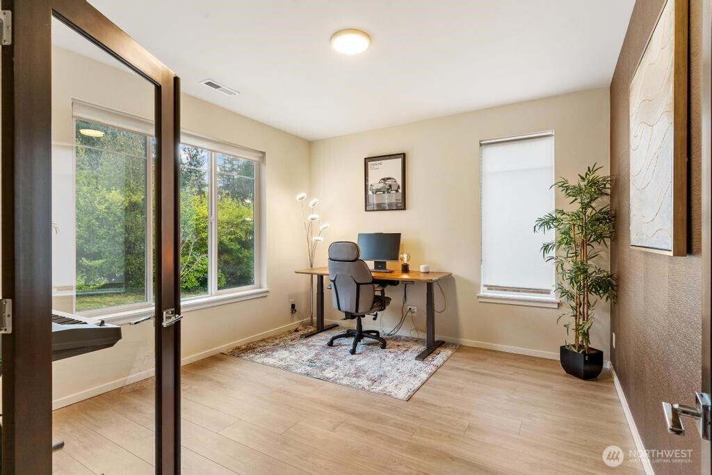 20308 SE 266th Street , Covington, WA 98042-6221