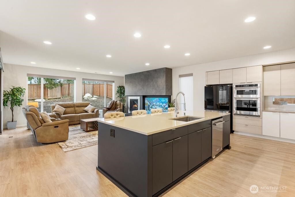 20308 SE 266th Street , Covington, WA 98042-6221