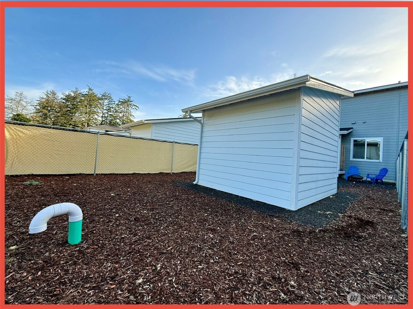 609 Sunset Avenue NE, Ocean Shores, WA 98569