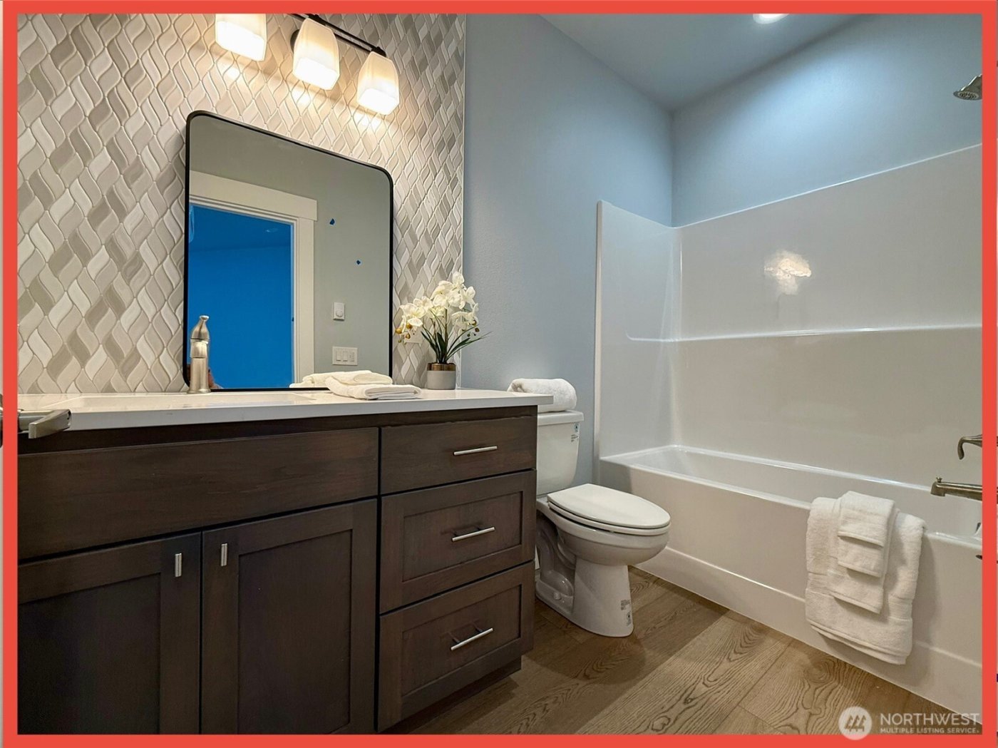 609 Sunset Avenue NE, Ocean Shores, WA 98569