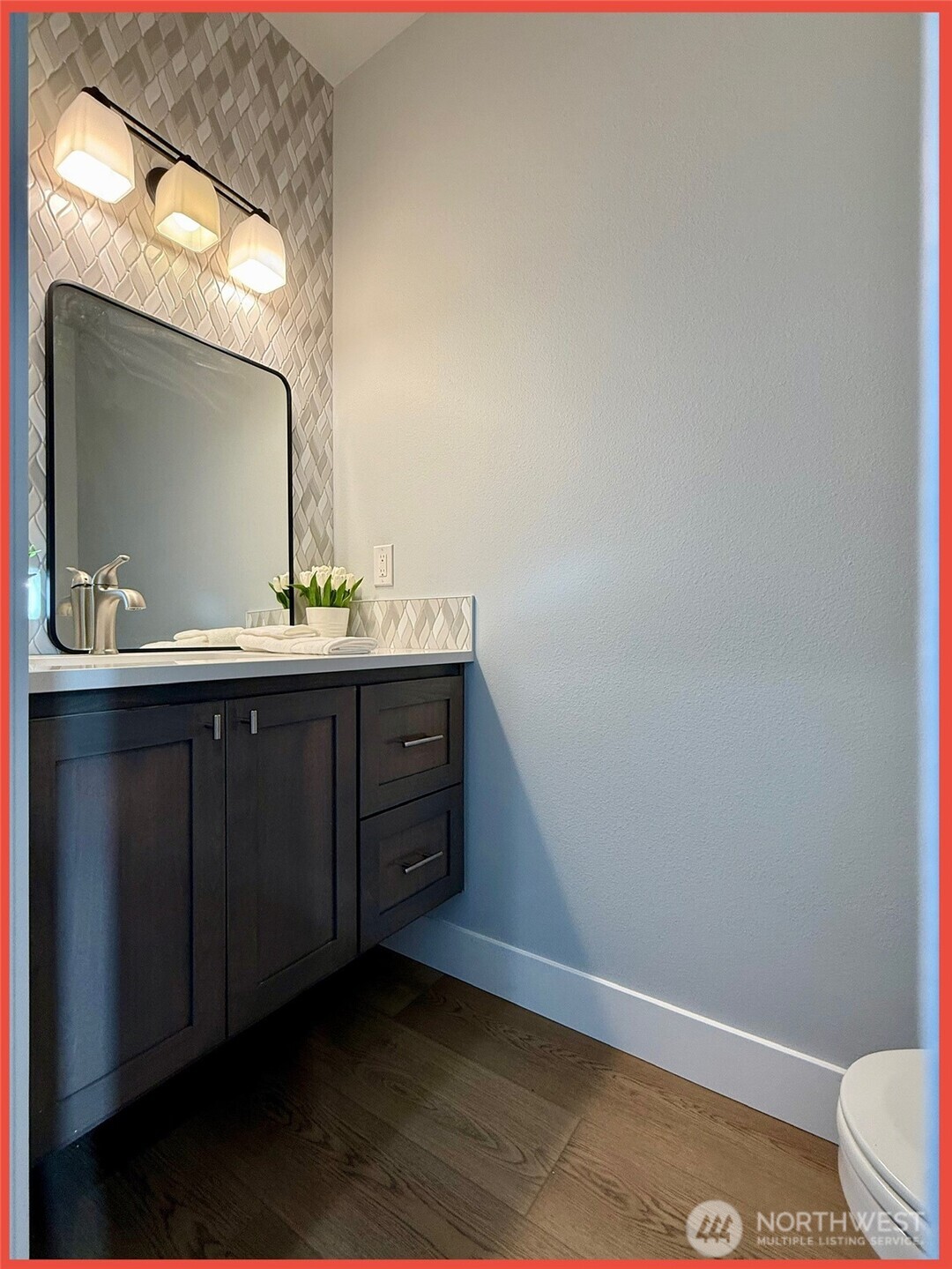 609 Sunset Avenue NE, Ocean Shores, WA 98569