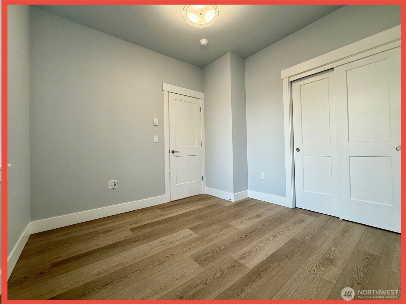 609 Sunset Avenue NE, Ocean Shores, WA 98569