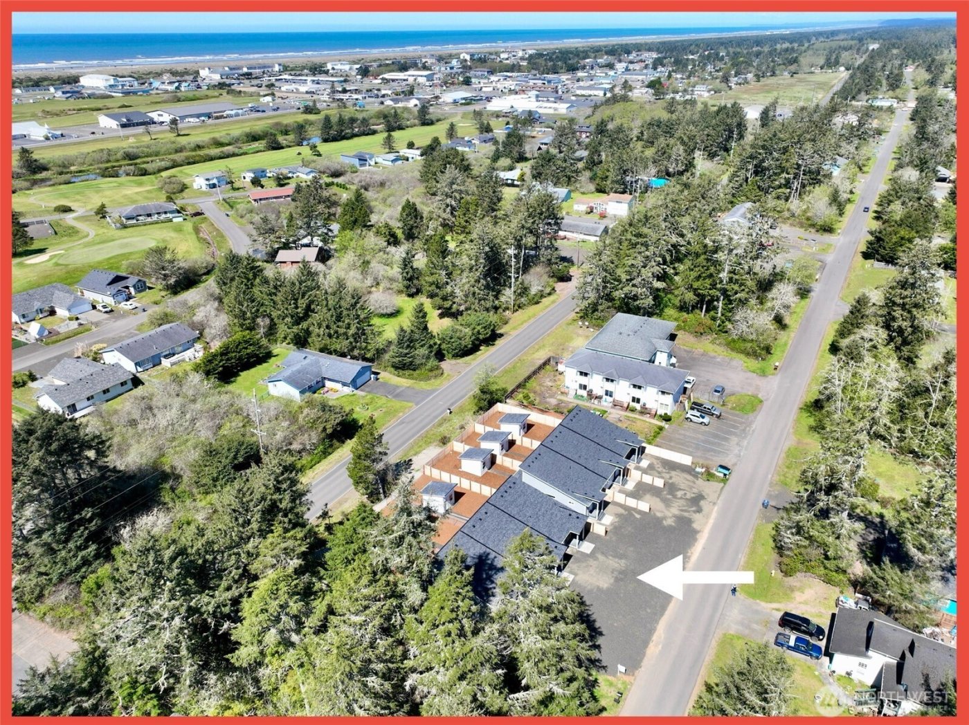 609 Sunset Avenue NE, Ocean Shores, WA 98569