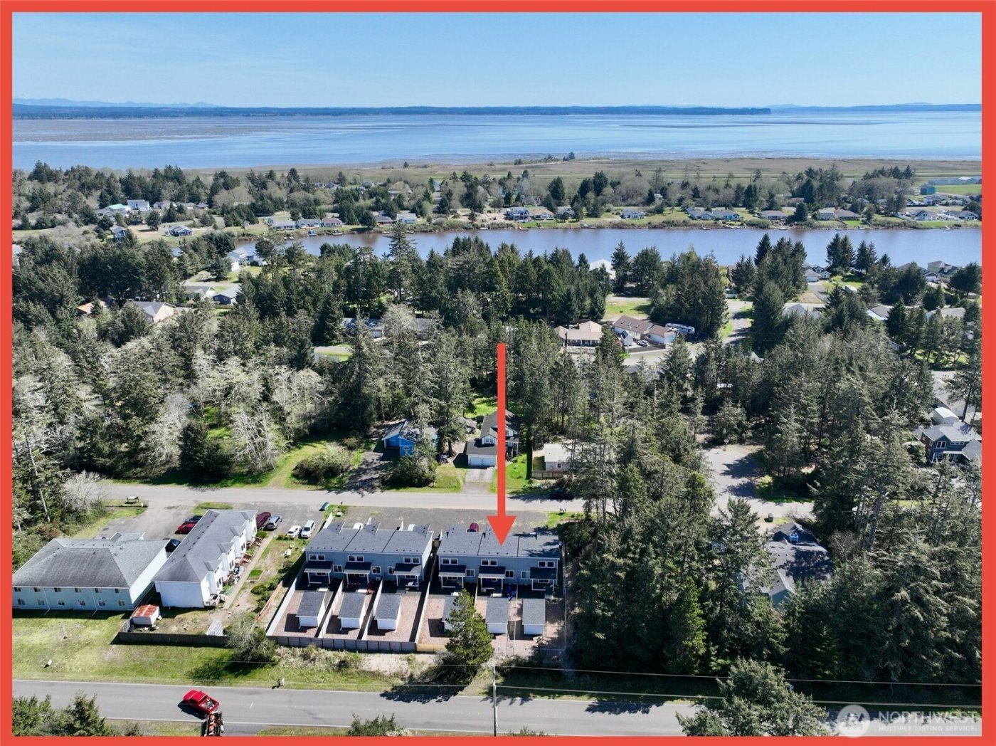 609 Sunset Avenue NE, Ocean Shores, WA 98569