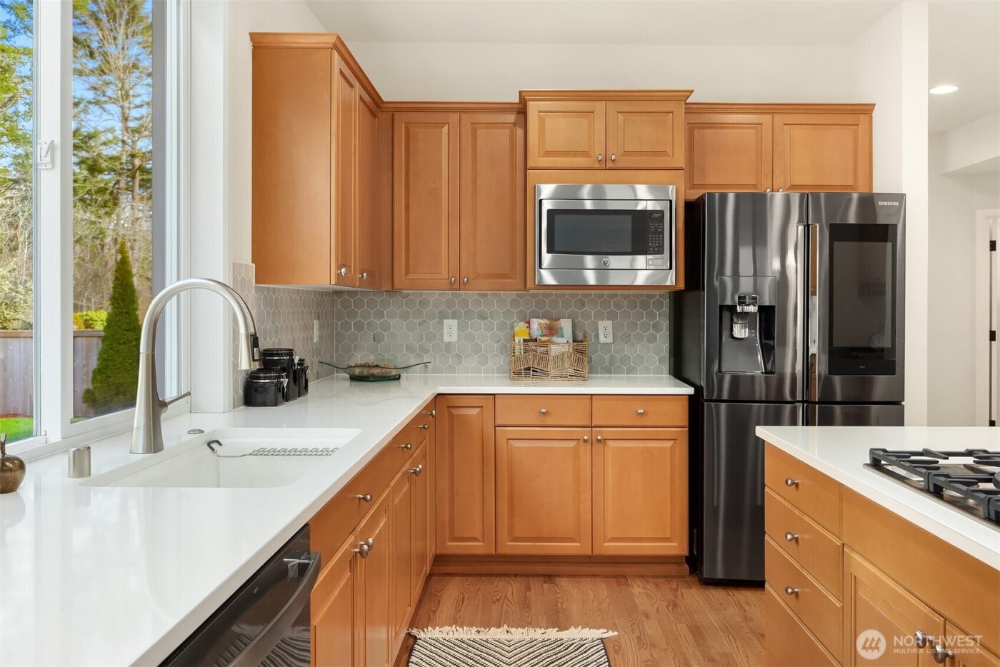 26734 SE 9th Way , Sammamish, WA 98075