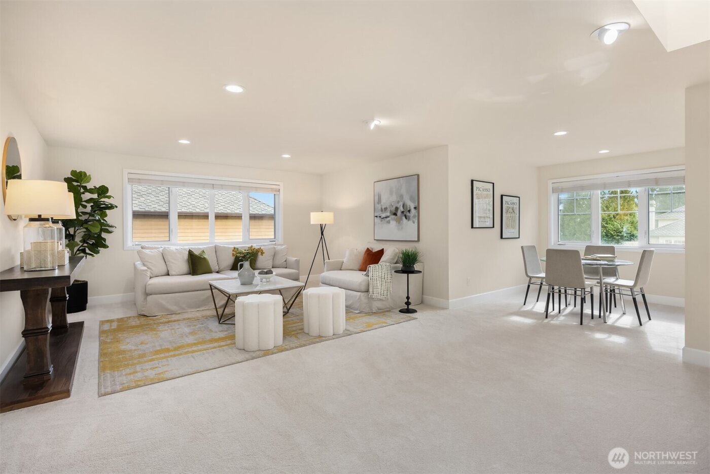 26734 SE 9th Way , Sammamish, WA 98075