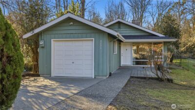 4721 26th Avenue SW, Seattle, WA 98106-1322