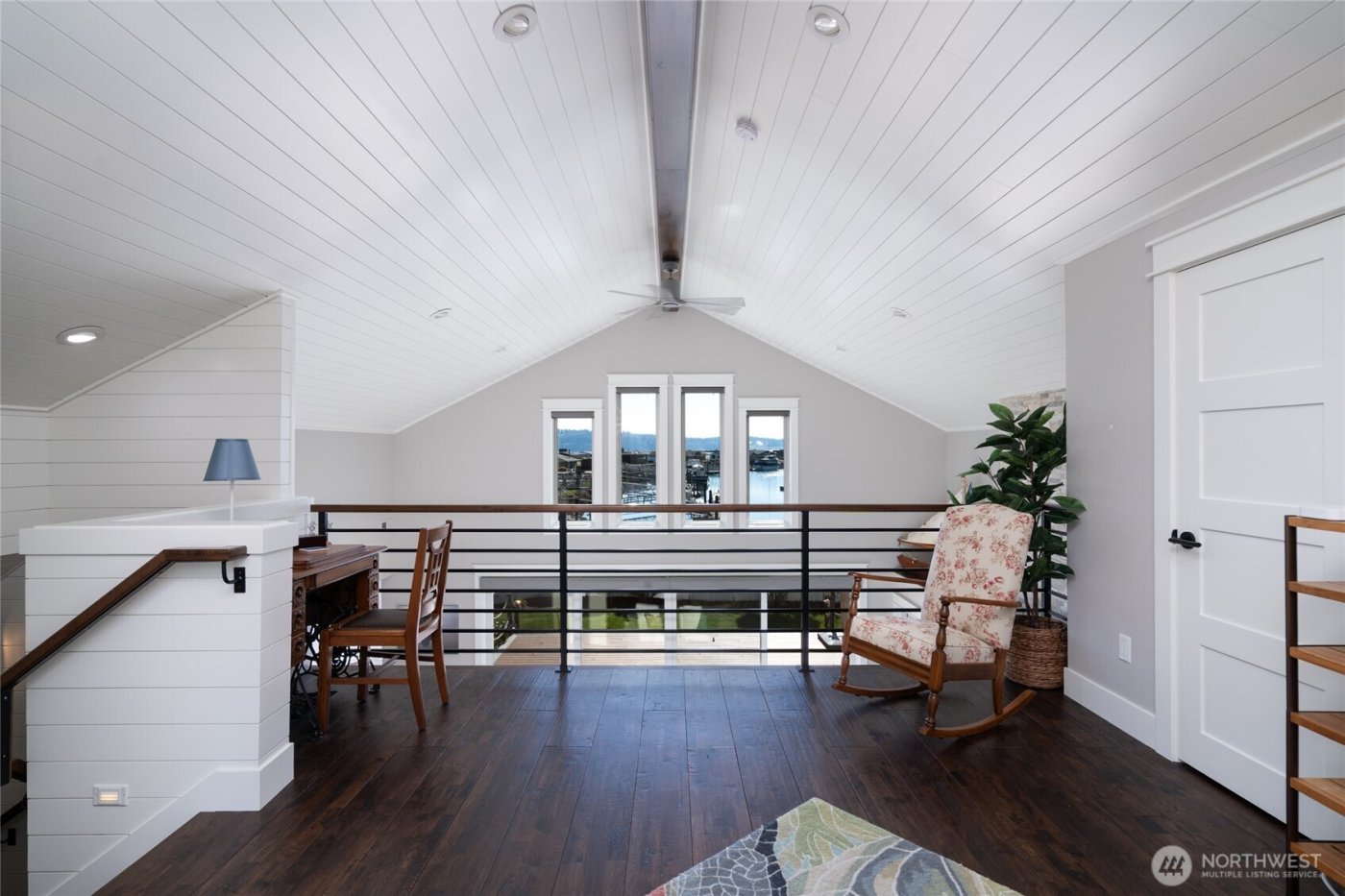 2251 Mariner Beach Drive , Oak Harbor, WA 98277