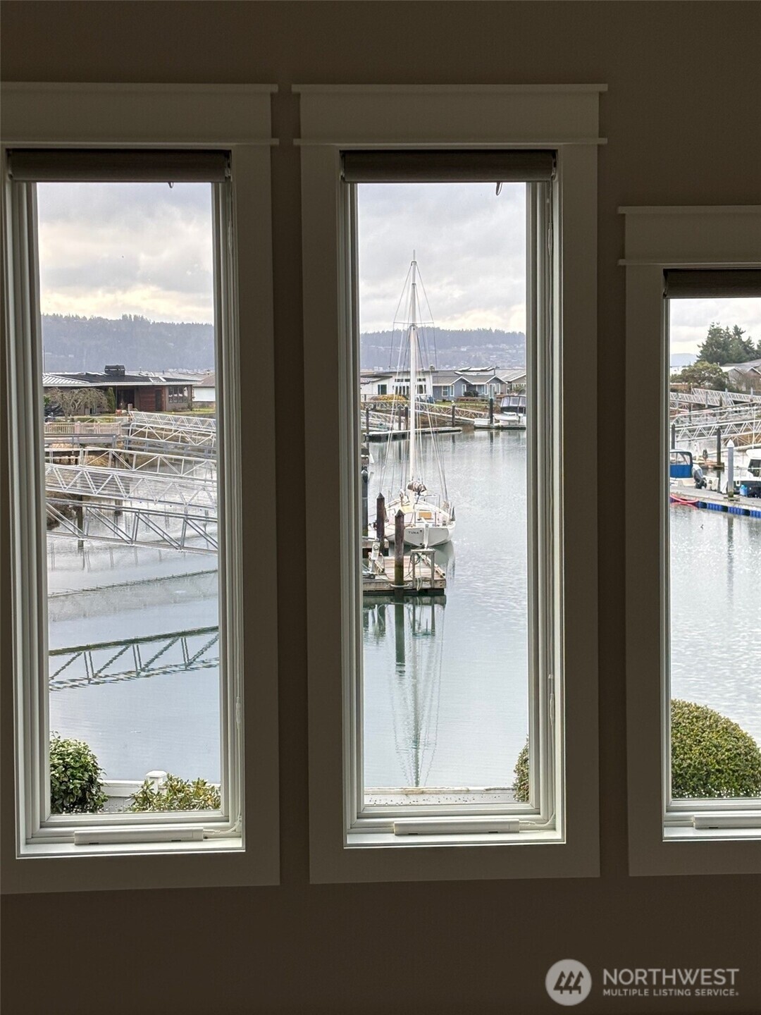 2251 Mariner Beach Drive , Oak Harbor, WA 98277