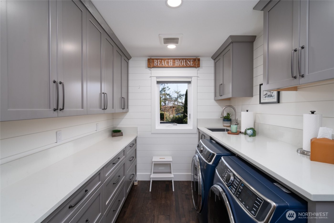 2251 Mariner Beach Drive , Oak Harbor, WA 98277