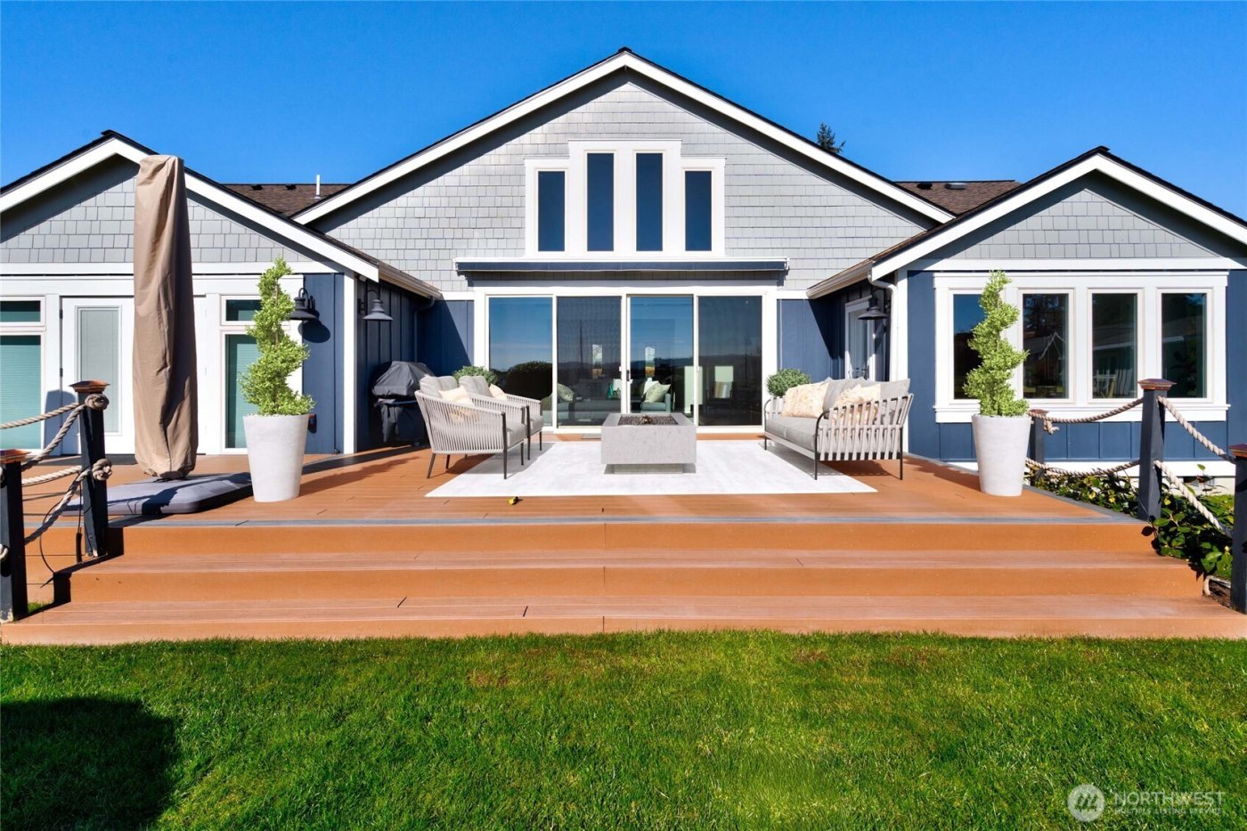 2251 Mariner Beach Drive , Oak Harbor, WA 98277