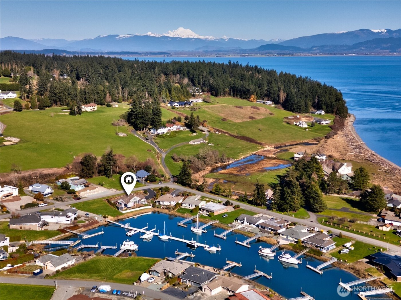 2251 Mariner Beach Drive , Oak Harbor, WA 98277