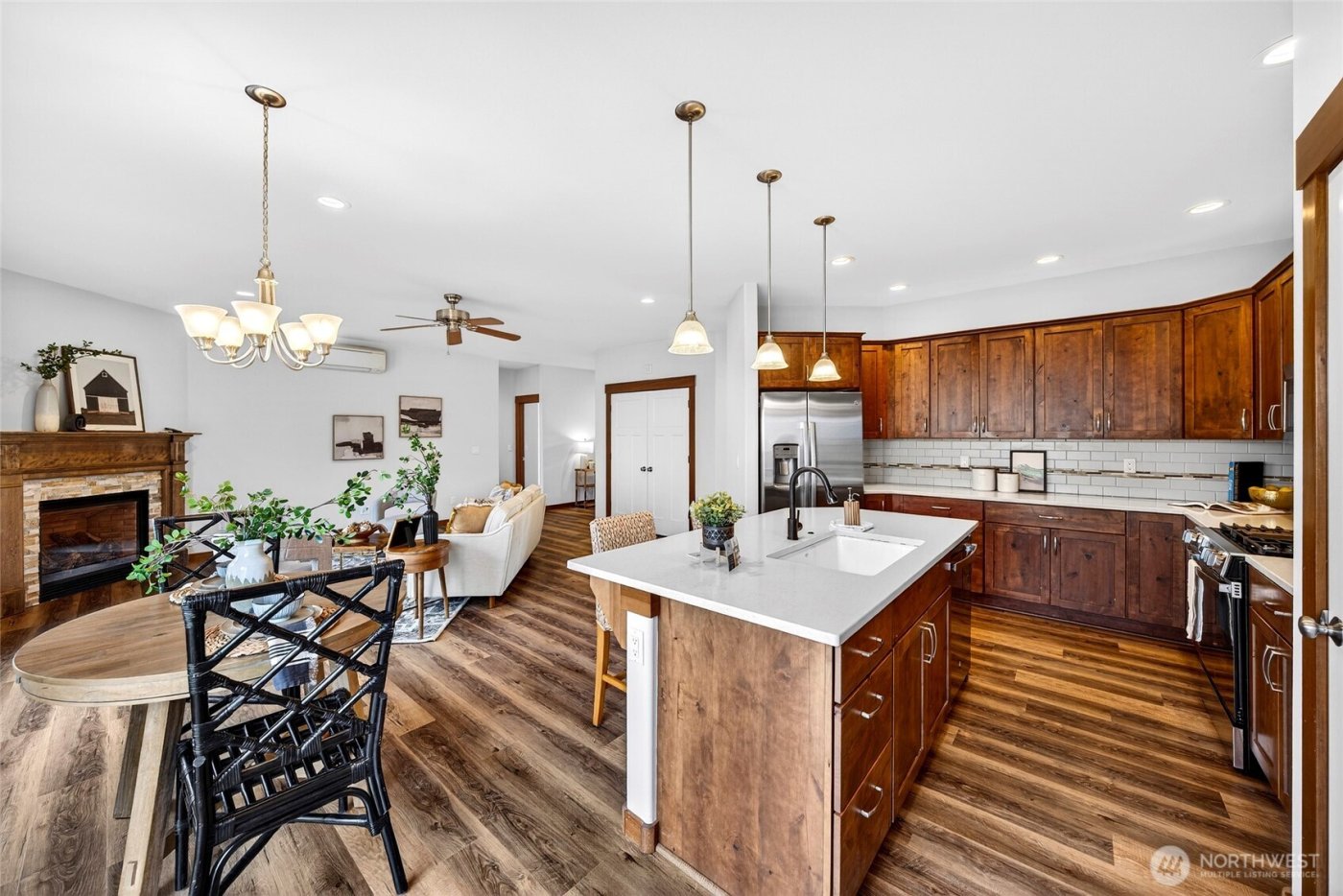 1806 40th Court , Anacortes, WA 98221