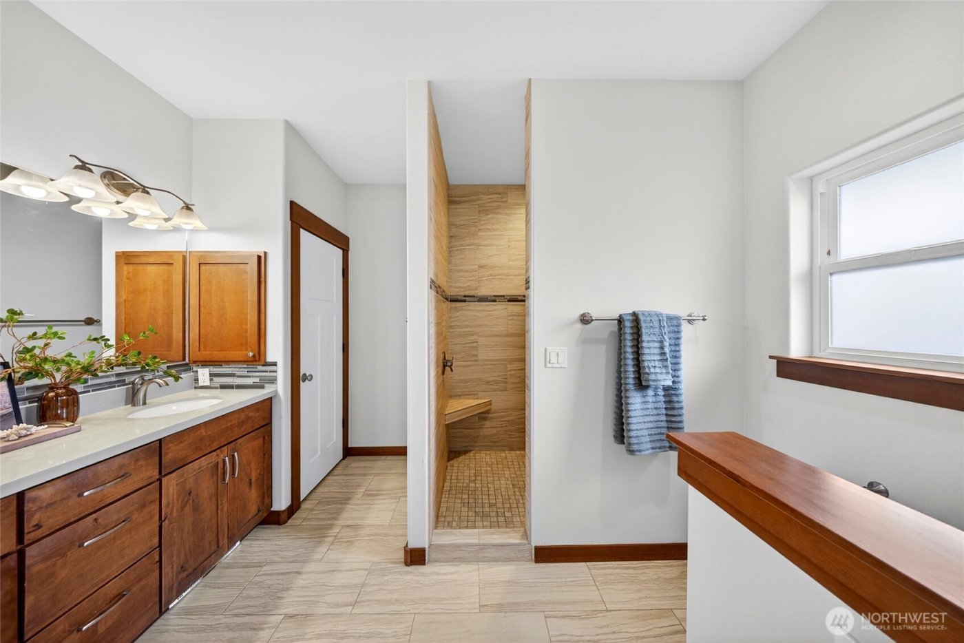 1806 40th Court , Anacortes, WA 98221