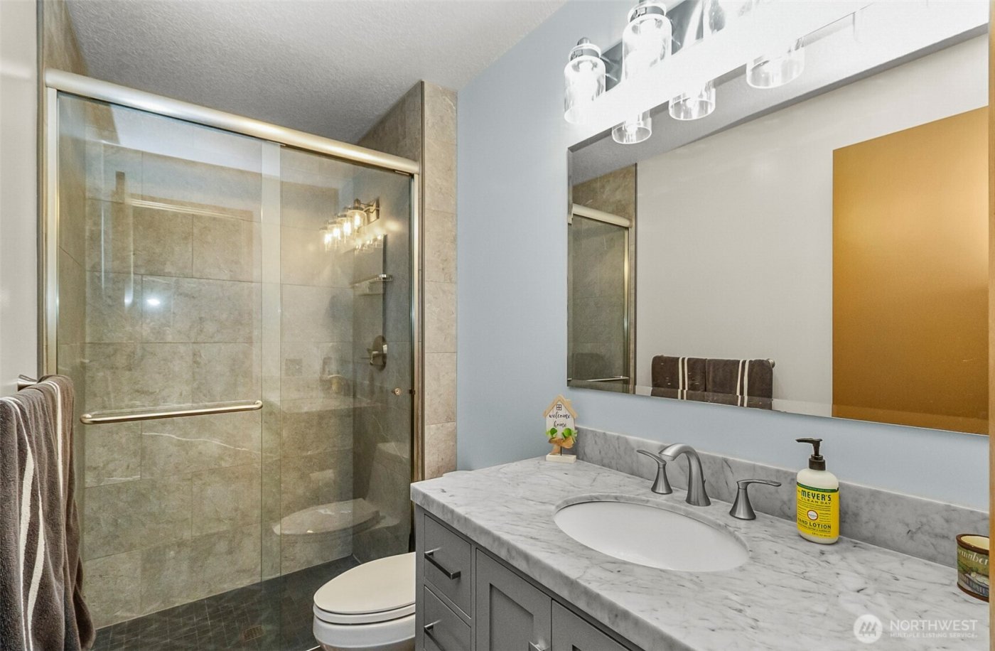 19709 SE 266th Place , Covington, WA 98042