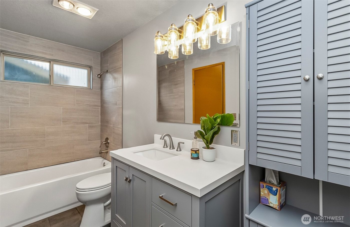 19709 SE 266th Place , Covington, WA 98042