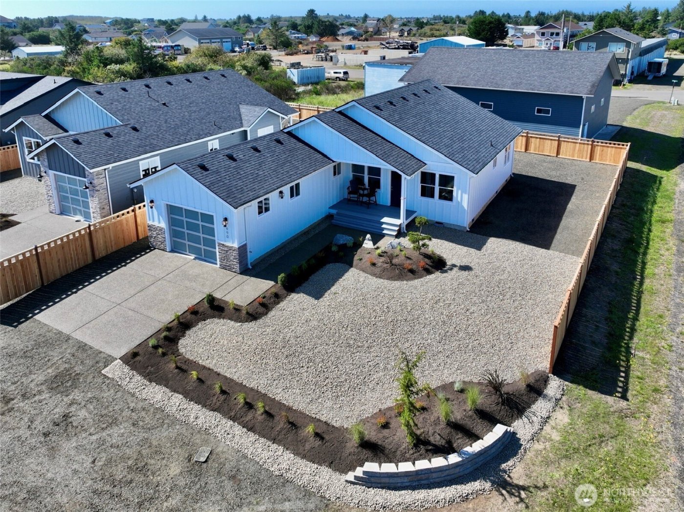 990 Alida Court SE, Ocean Shores, WA 98569