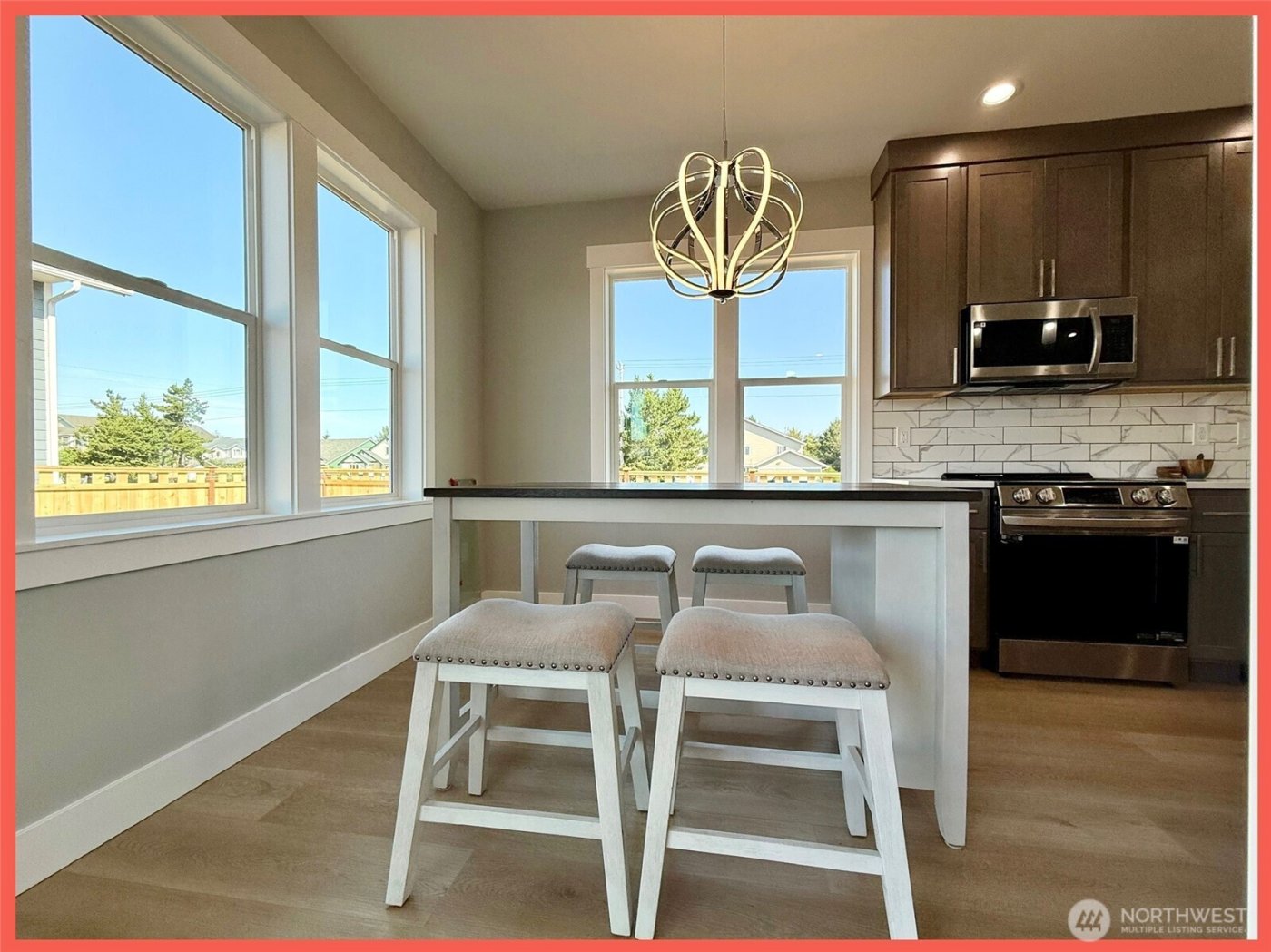 990 Alida Court SE, Ocean Shores, WA 98569