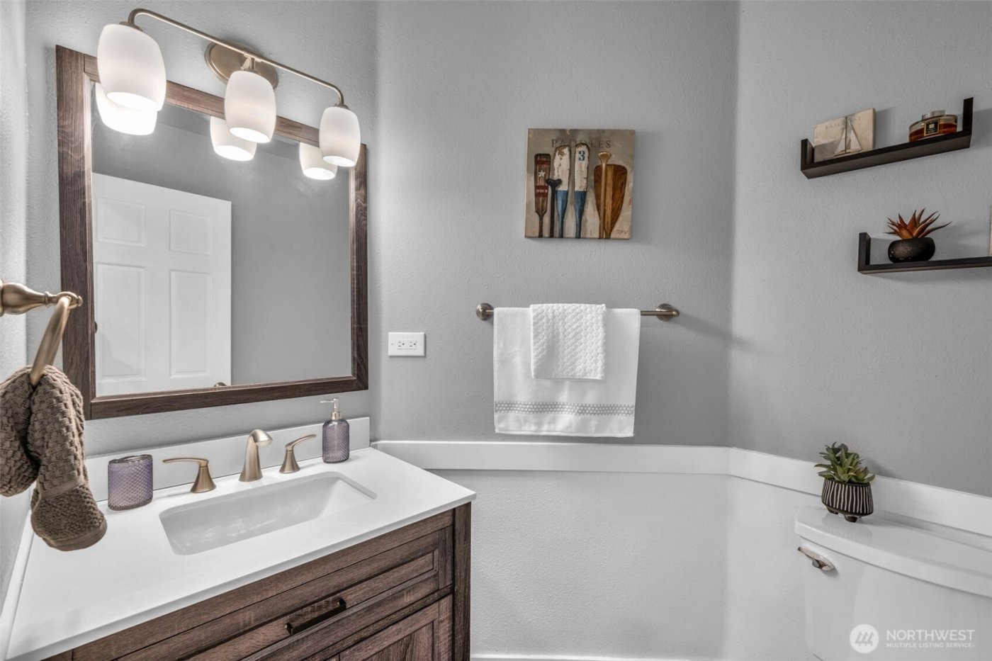 6121 140th Court NE, Redmond, WA 98052