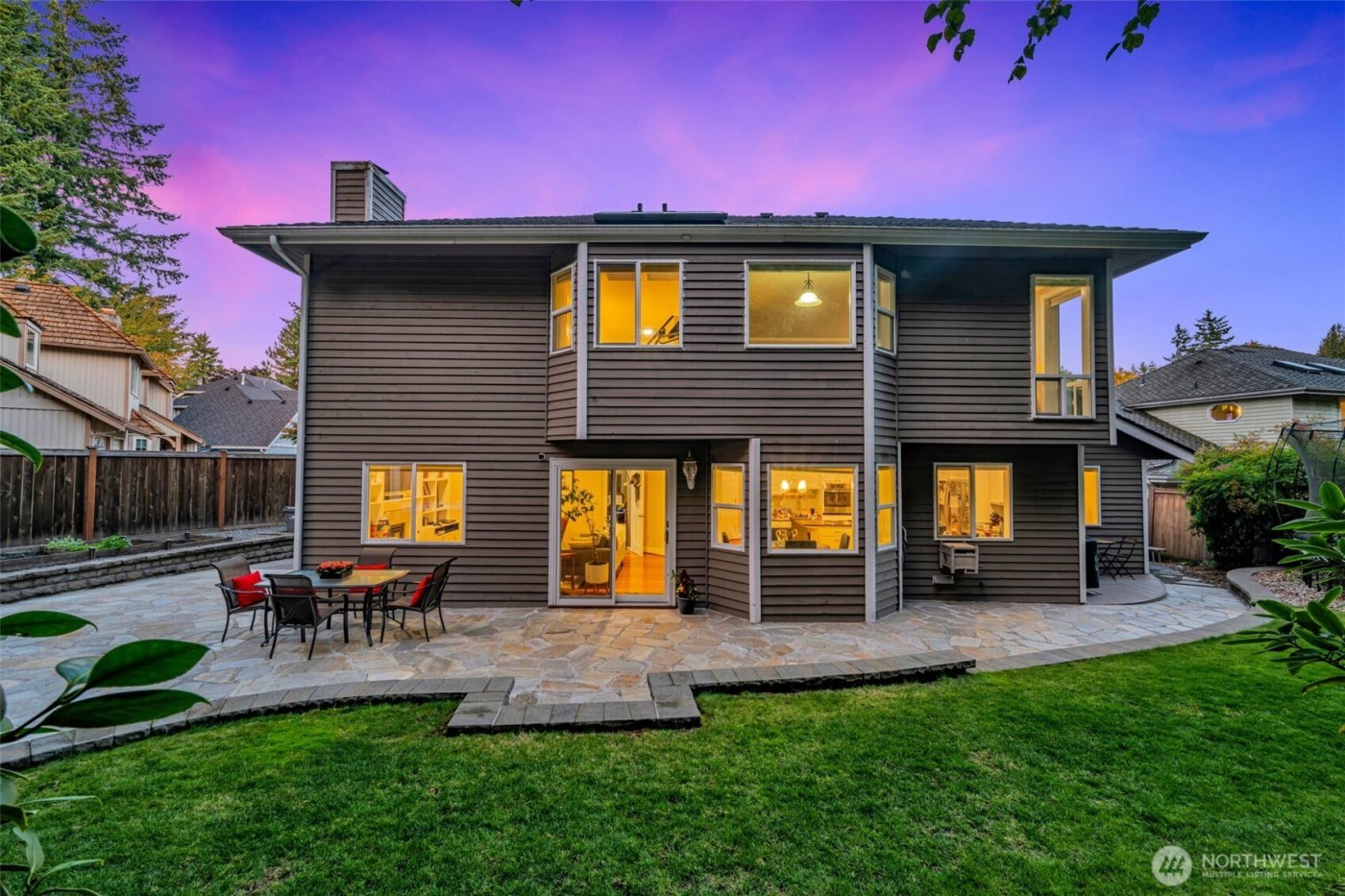 6121 140th Court NE, Redmond, WA 98052