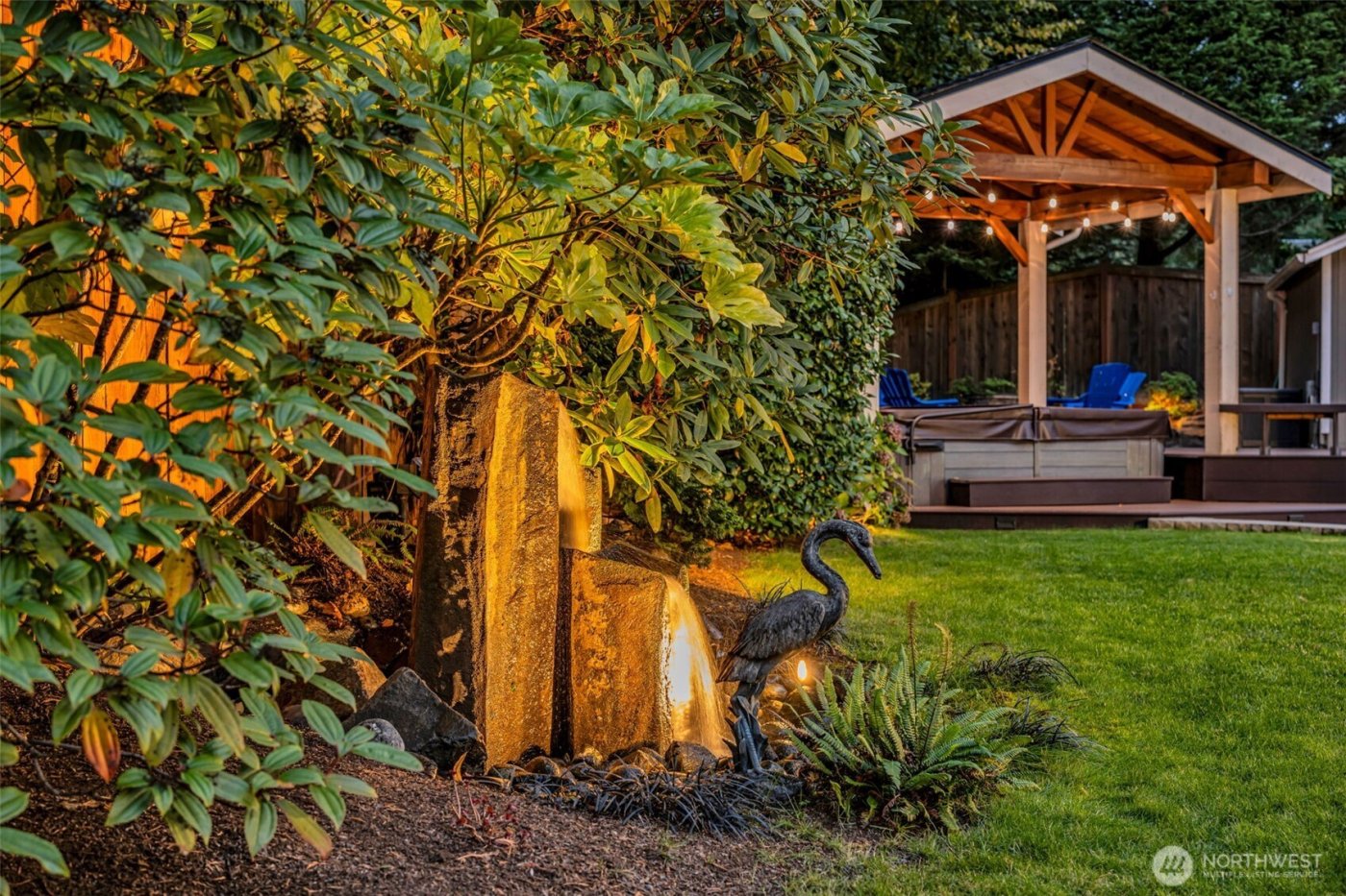 6121 140th Court NE, Redmond, WA 98052