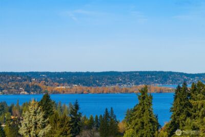 2627 96th Avenue NE, Clyde Hill, WA 98004 - Photo 27