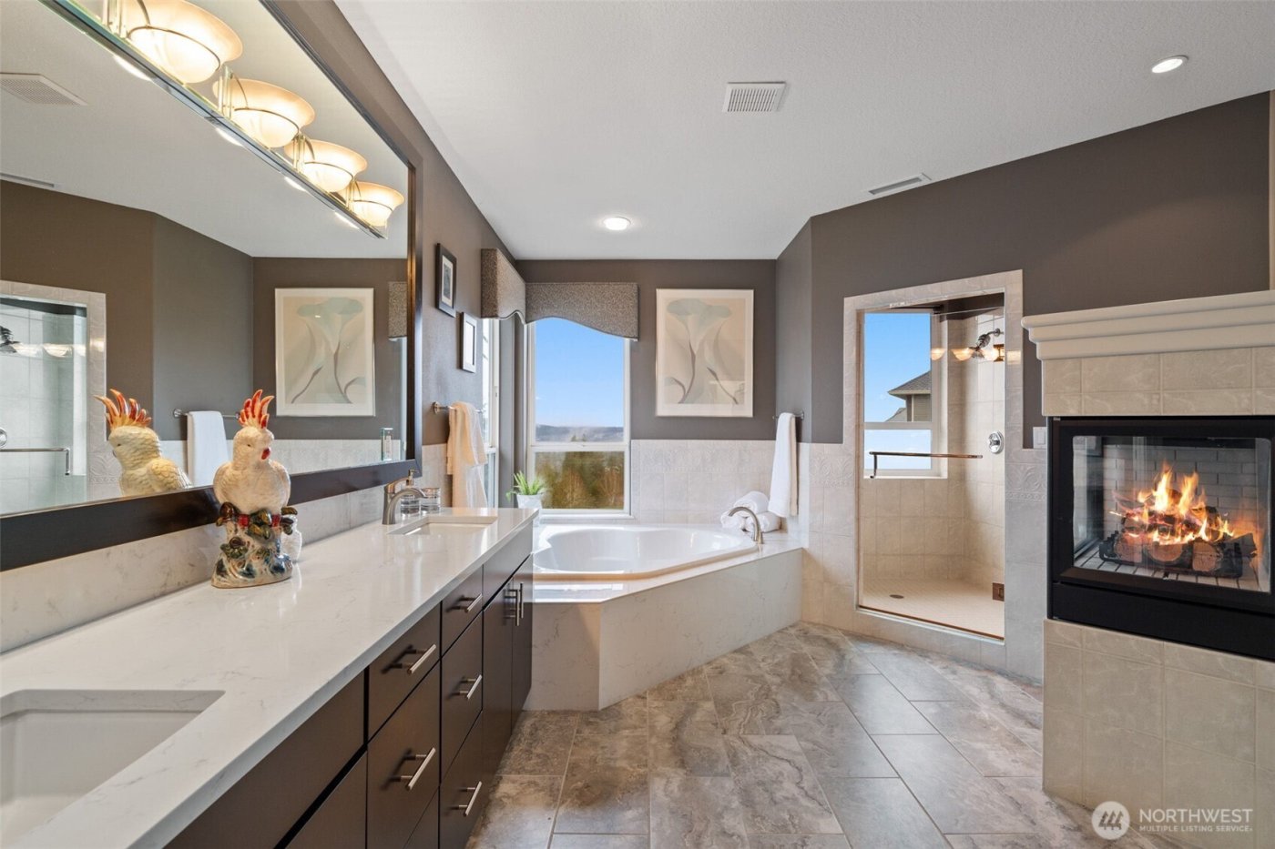 2305 NW Douglas Street , Camas, WA 98607