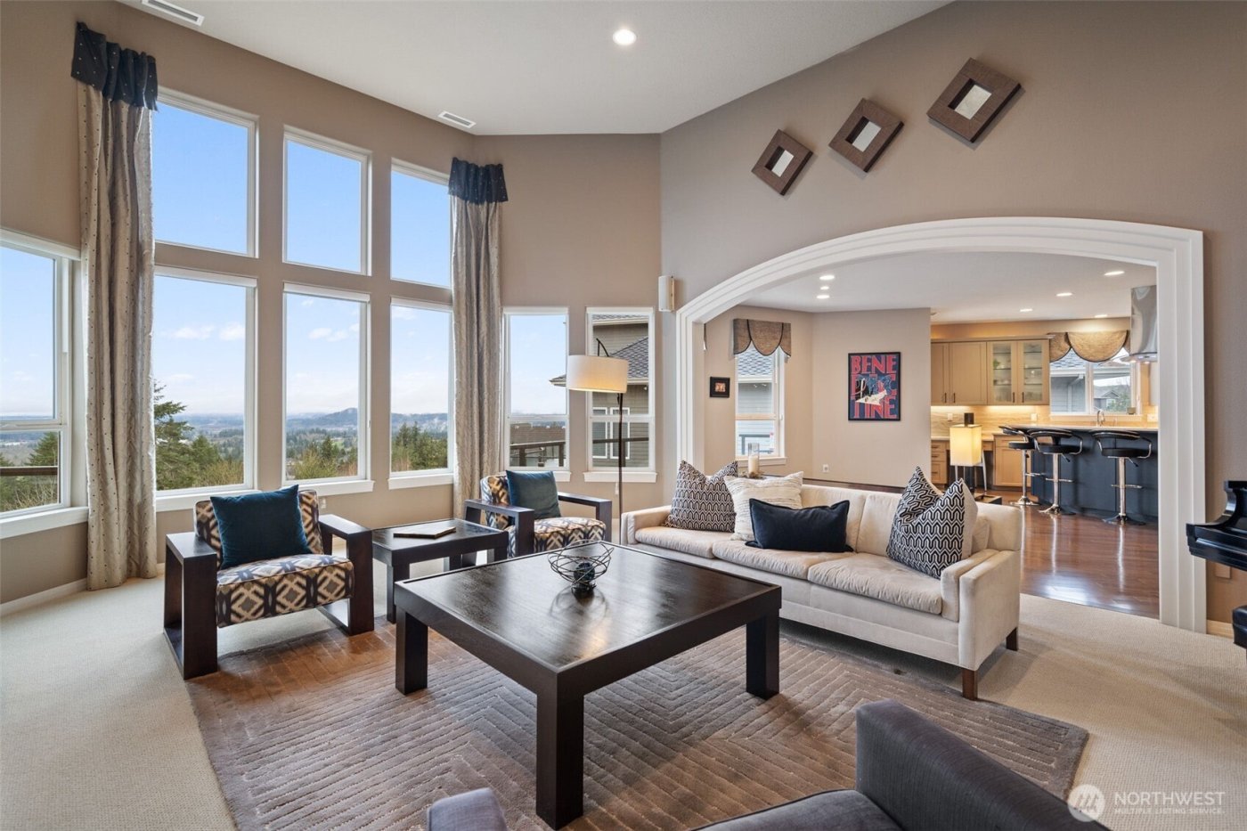 2305 NW Douglas Street , Camas, WA 98607