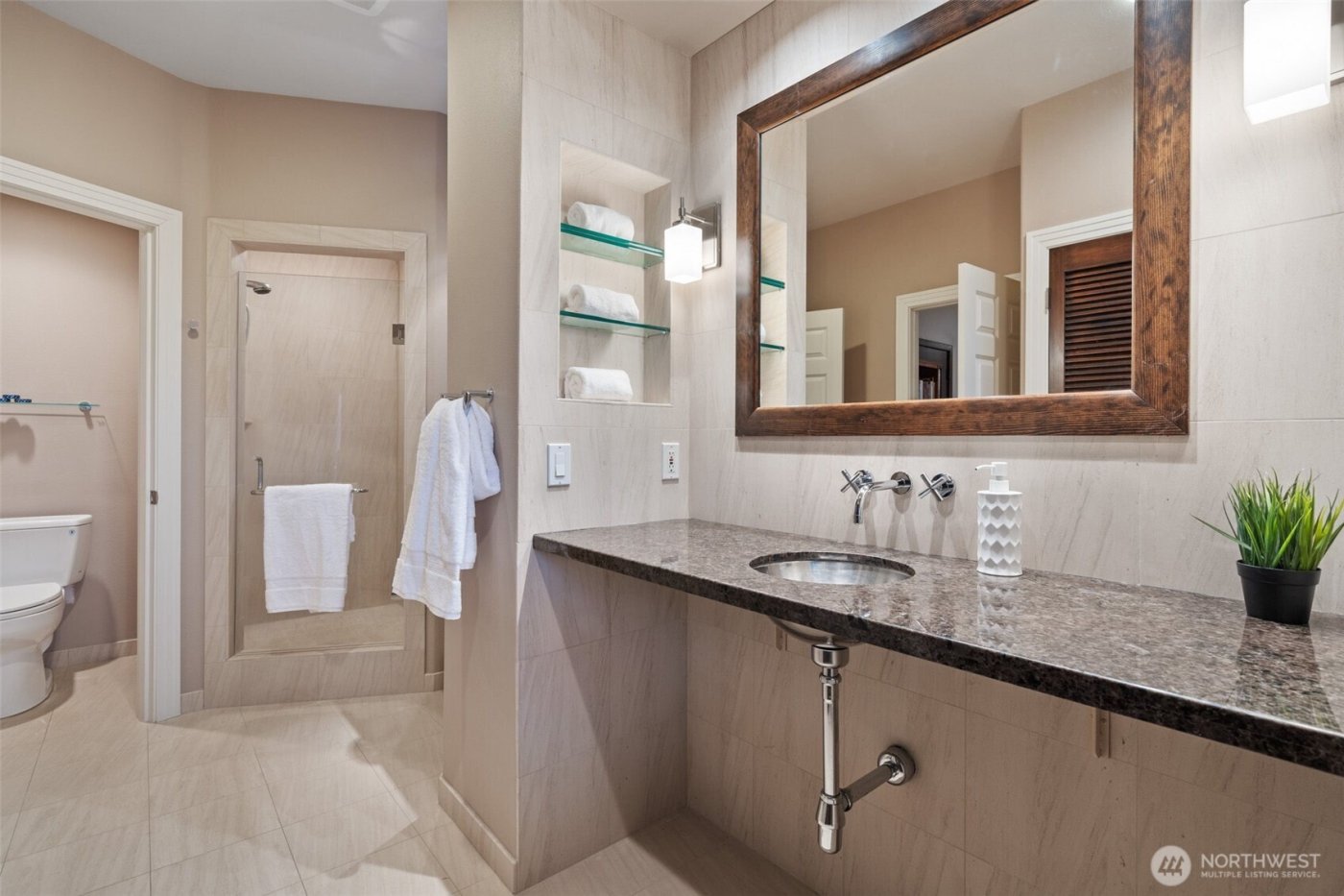 2305 NW Douglas Street , Camas, WA 98607